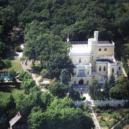 Sir David Balaton Castle Apartmanok Balatonszepezd Exterior foto